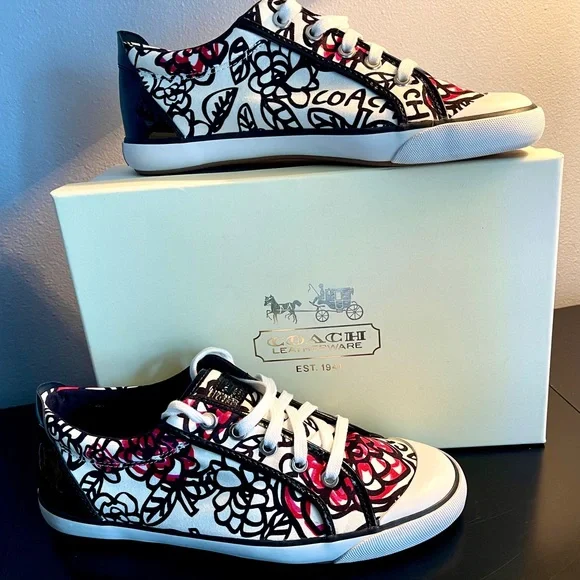 NIB Coach Poppy Sneakers Leather Trim Sz 9.5 - Picture 1 of 13